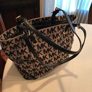 Michael Kors purse